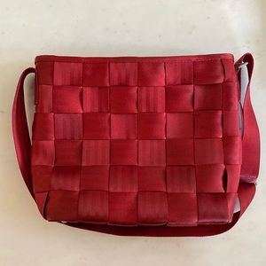 Harvey’s Seatbelt Bag, Red Tote